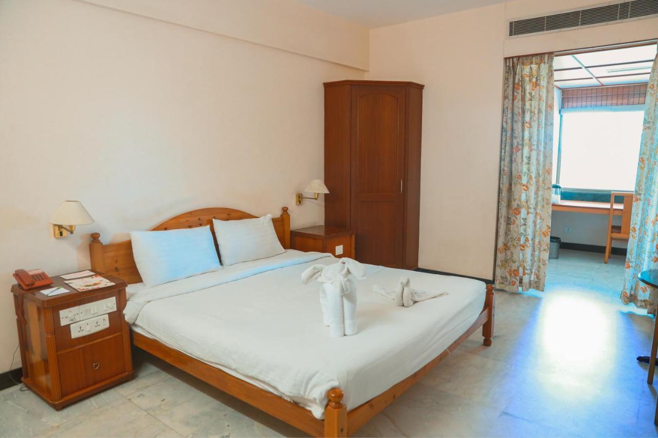 Bell Hotel Sivakasi ภายนอก รูปภาพ