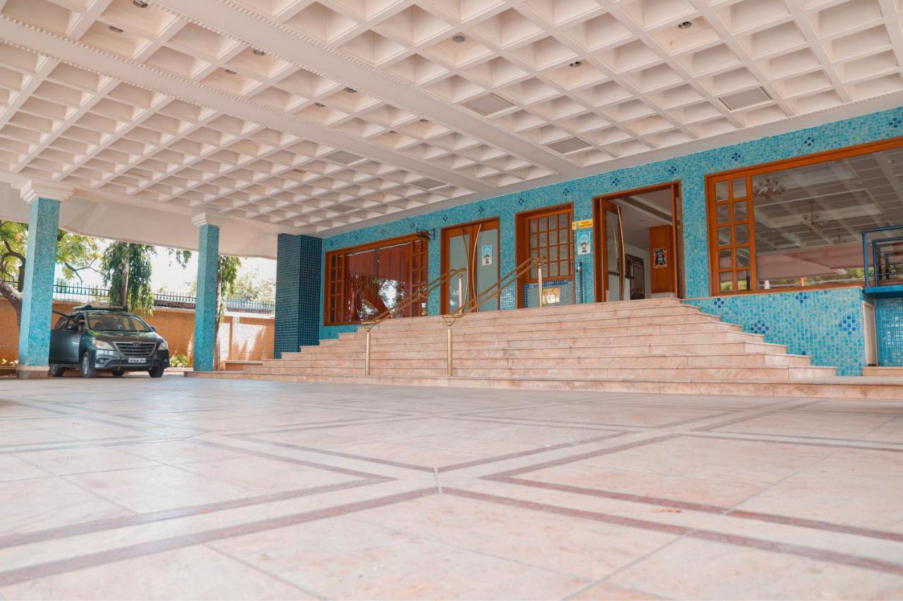 Bell Hotel Sivakasi ภายนอก รูปภาพ