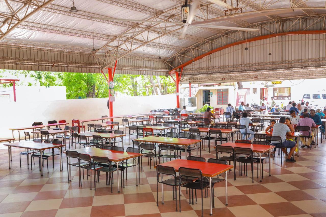 Bell Hotel Sivakasi ภายนอก รูปภาพ