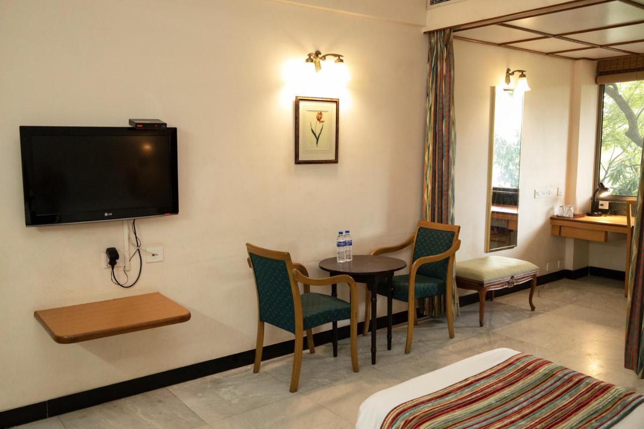 Bell Hotel Sivakasi ภายนอก รูปภาพ