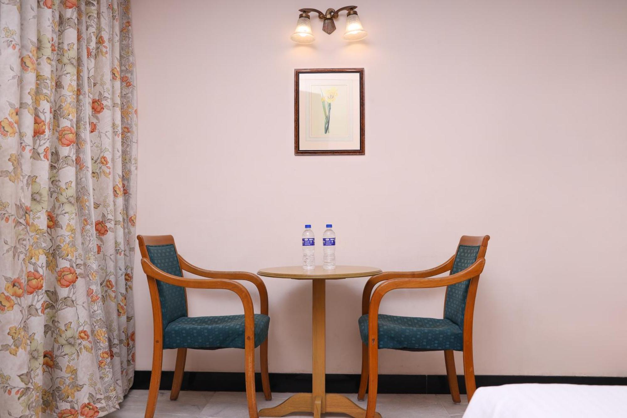 Bell Hotel Sivakasi ภายนอก รูปภาพ