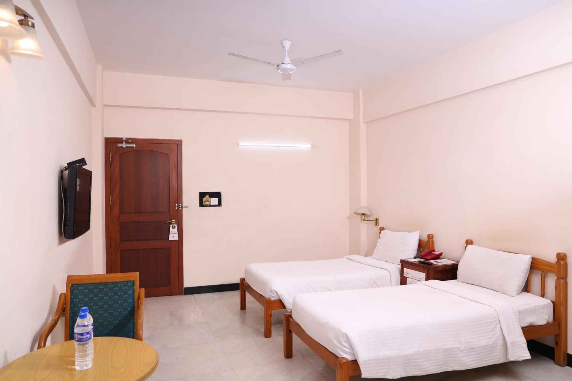 Bell Hotel Sivakasi ภายนอก รูปภาพ