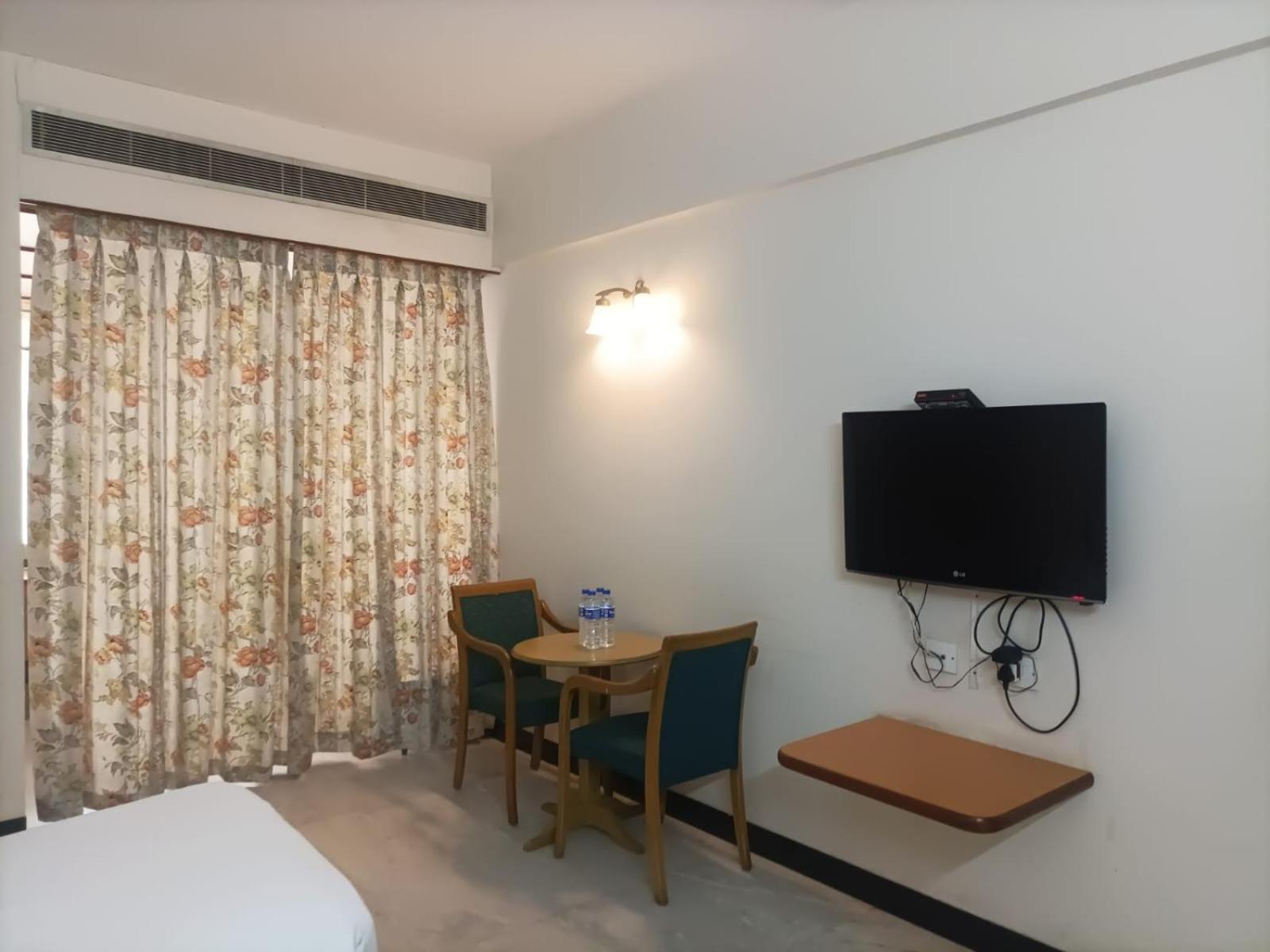 Bell Hotel Sivakasi ภายนอก รูปภาพ